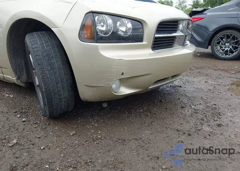 2010 Dodge Charger Sxt z USA, uszkodzony, nr VIN 2B3CA3CV3AH187476